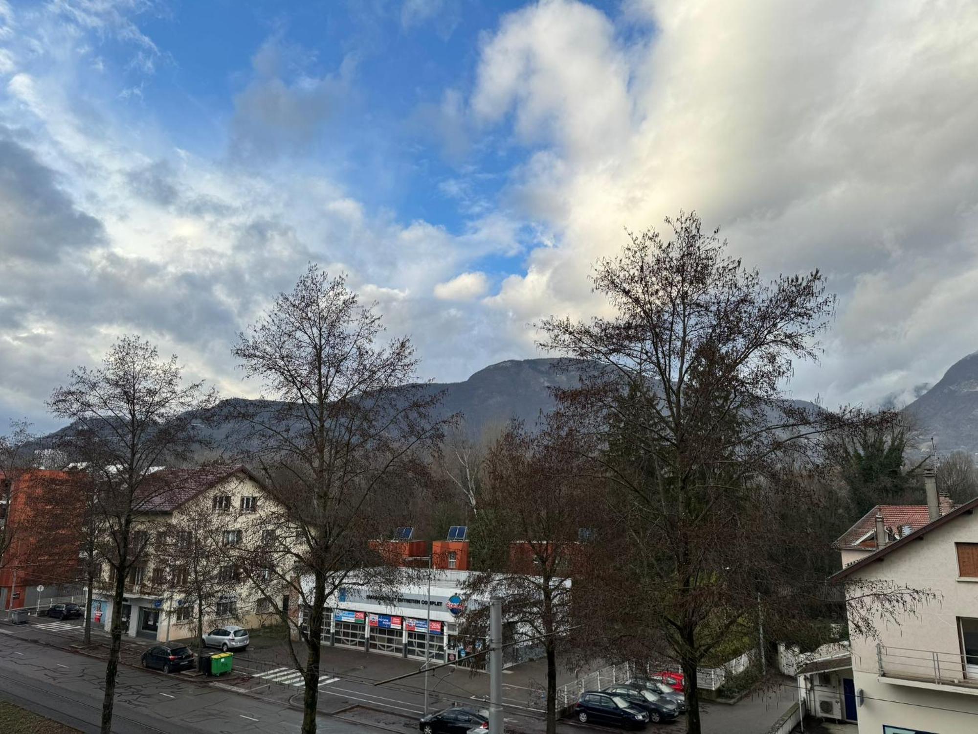 Appartement Proche Grenoble Centre Et Campus Saint-Martin-dʼHères المظهر الخارجي الصورة