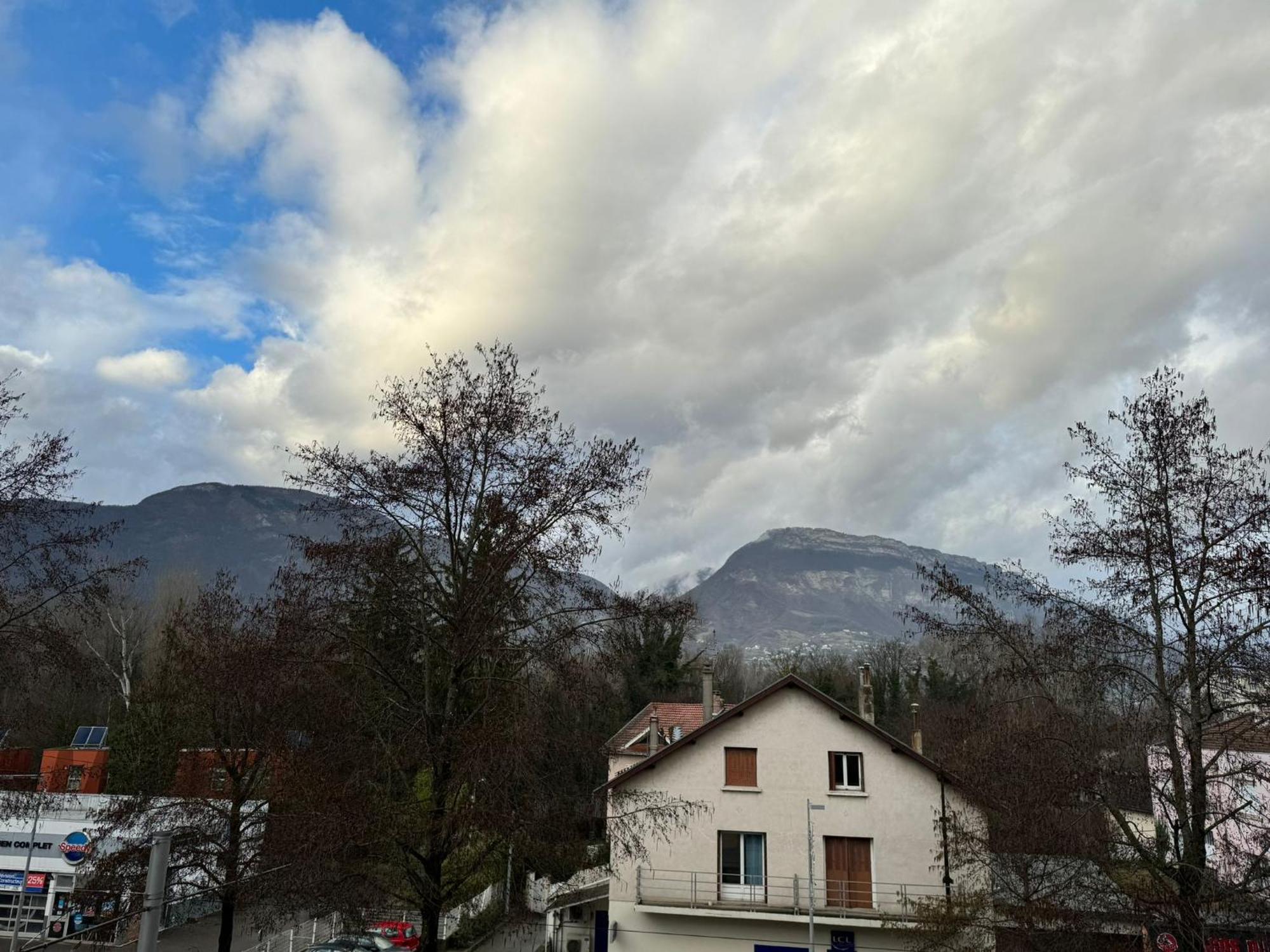Appartement Proche Grenoble Centre Et Campus Saint-Martin-dʼHères المظهر الخارجي الصورة